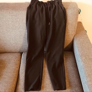 Black Lululemon pants